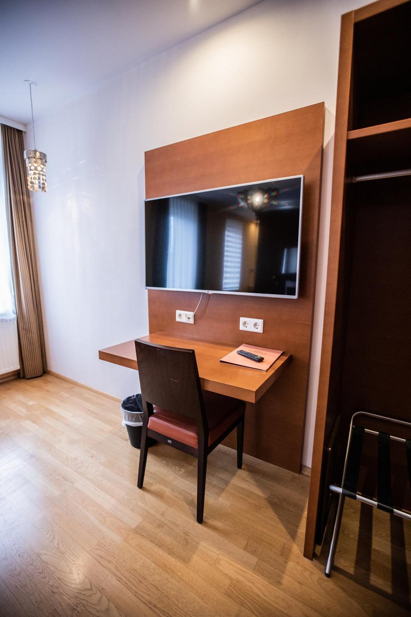 Hotel Stadt Wien Bad Schallerbach Εξωτερικό φωτογραφία